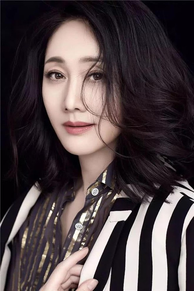 Lệnh phi của 'Hoàn Châu cách cách' bị Quỳnh Dao lừa đóng phim