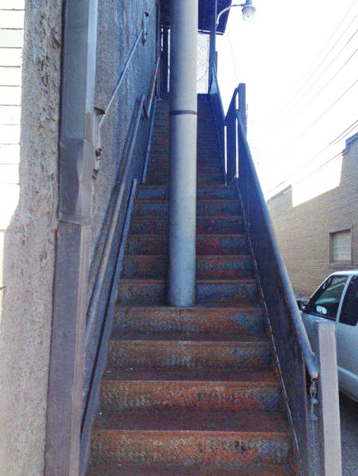 Cười ra nước mắt với những thiết kế ngớ ngẩn nhất quả đất - 3