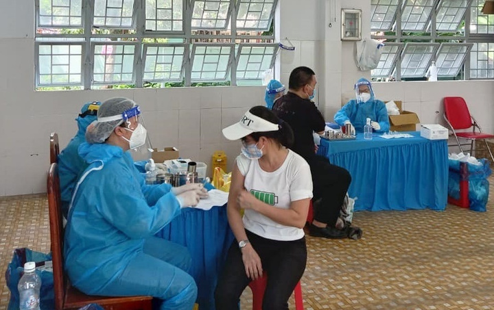 Bộ Y tế: Nơi nào tiêm chậm, vaccine COVID-19 sẽ chuyển cho nơi khác - 1