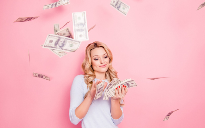 Vì sao dân mạng nghiện xem người giàu khoe của? - 2