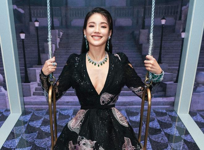 Mỹ nhân Cbiz không chút mỡ thừa ở tuổi U40-50: Không ăn thịt cũng chẳng gia vị - 2