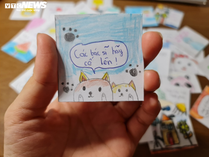 Những sticker ngộ nghĩnh kèm lời động viên trên hộp cơm gửi bác sĩ chống dịch - 6