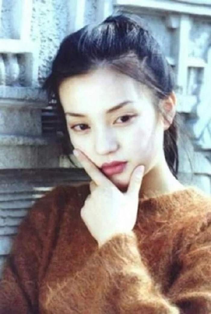 Nhan sắc tuổi đôi mươi và thành tích học tập đáng nể của Triệu Vy - 2