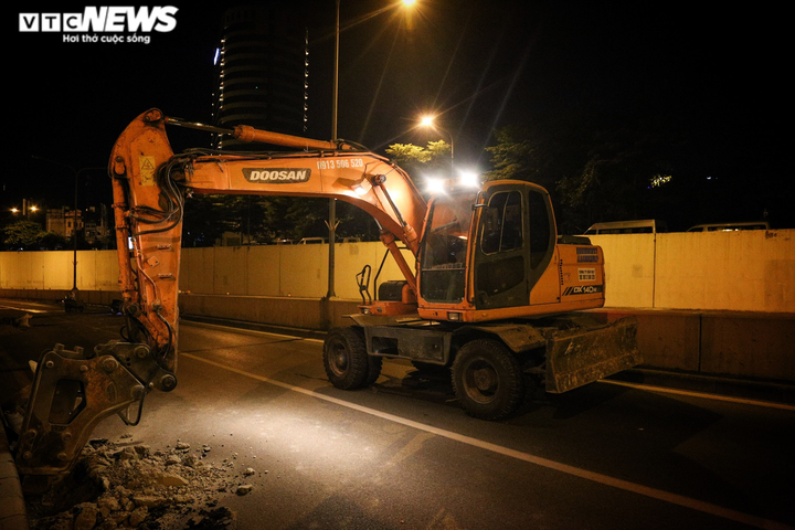 Hà Nội: Xuyên đêm sửa hầm Kim Liên sau 12 năm đưa vào vận hành - 3