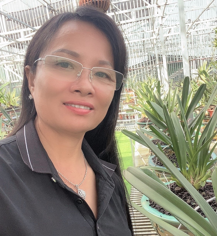 Bắt nguồn từ đam mê, người phụ nữ trở thành bà chủ vườn lan kiếm - 5