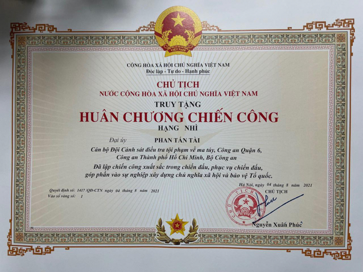 Truy tặng Huân chương Chiến công cho Đại uý công an hy sinh khi chống dịch - 1