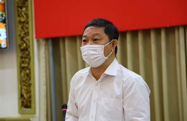 Sau 9 ngày, số ca COVID-19 ở TP.HCM giảm một nửa - 2