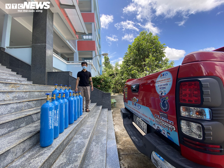 'Cha đẻ' ATM gạo thành lập thêm ATM oxy giao tận nhà bệnh nhân COVID-19 - 3