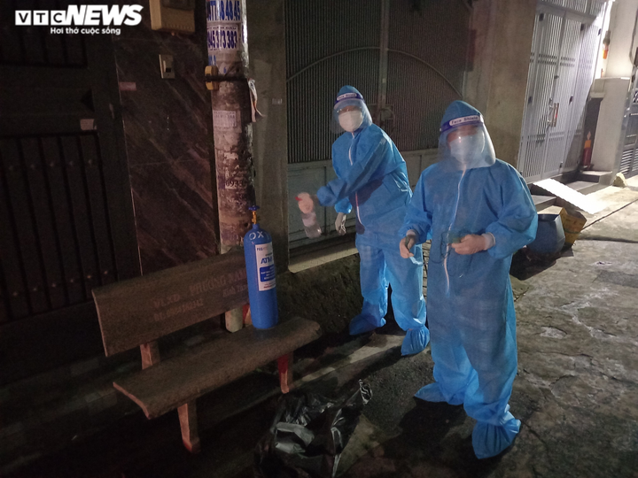 'Cha đẻ' ATM gạo thành lập thêm ATM oxy giao tận nhà bệnh nhân COVID-19 - 13