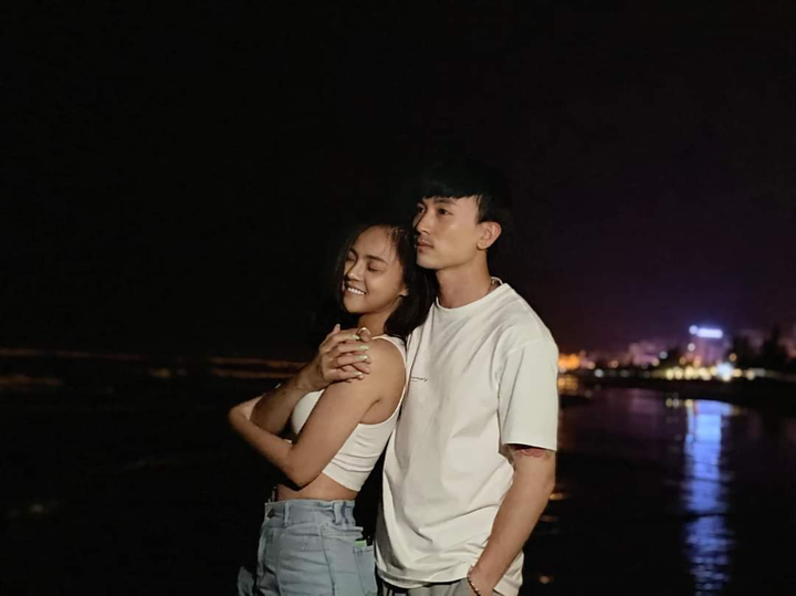 Ảnh hậu trường thân mật của cặp đôi Thy - Huy 'Hương vị tình thân' - 1