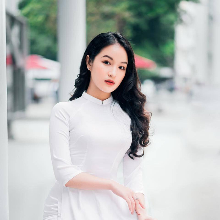 Nhan sắc 'trà xanh' xen vào cuộc tình Thy và Huy trong 'Hương vị tình thân' - 6