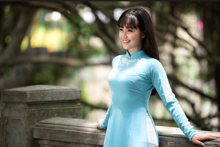 Nhan sắc 'trà xanh' xen vào cuộc tình Thy và Huy trong 'Hương vị tình thân' - 1