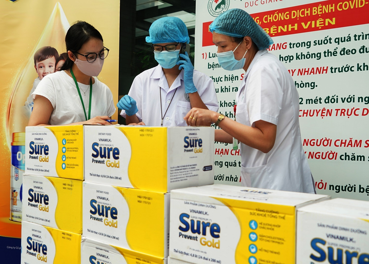Vinamilk tiếp tục tiếp sức tuyến đầu tại 50 bệnh viện trong giai đoạn cao điểm - 4