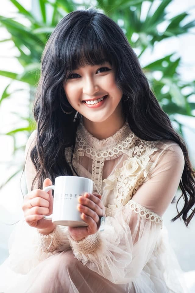 Nhan sắc 'trà xanh' xen vào cuộc tình Thy và Huy trong 'Hương vị tình thân' - 2