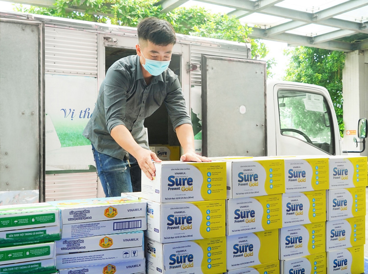Vinamilk tiếp tục tiếp sức tuyến đầu tại 50 bệnh viện trong giai đoạn cao điểm - 7