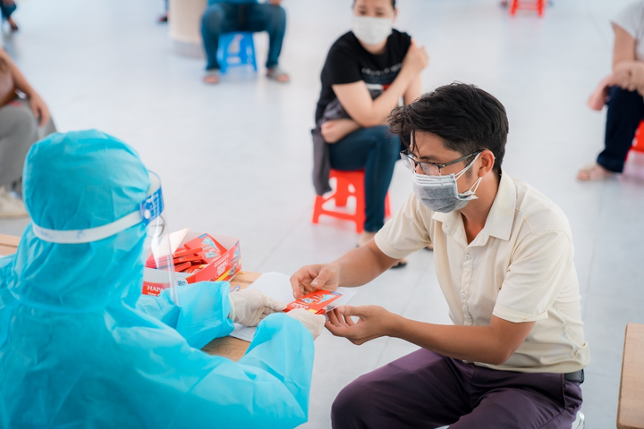 Dược Hậu Giang tặng 5 triệu viên Hapacol cho TP.HCM - 2