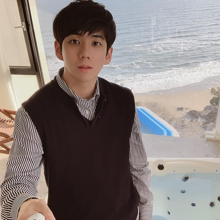 Mỹ nhân BLACK PINK tự nhận 'xấu gái nhất nhà' và đây chính là lý do - 5