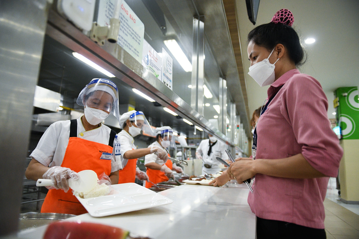 Bộ trưởng Tài chính: 'Giảm thuế giúp doanh nghiệp vượt qua khó khăn' - 2