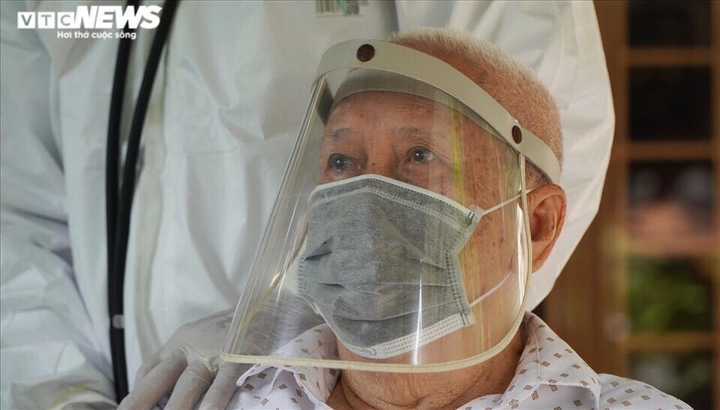 TP.HCM: Đến tận nhà tiêm vaccine COVID-19 cho người có công, người lớn tuổi - 7
