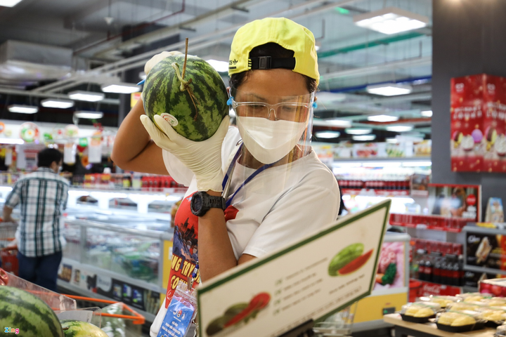 H'Hen Niê chốt được 1.200 đơn hàng khoai lang, chanh sau một buổi livestream - 2