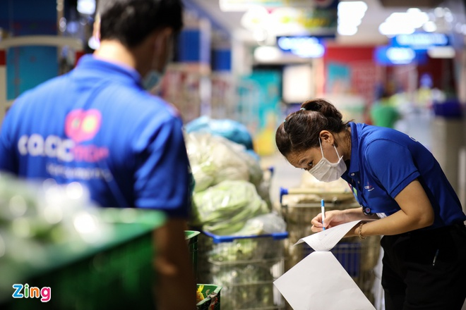 Đề xuất ưu tiên một số lao động được lưu thông sau 18h - 1