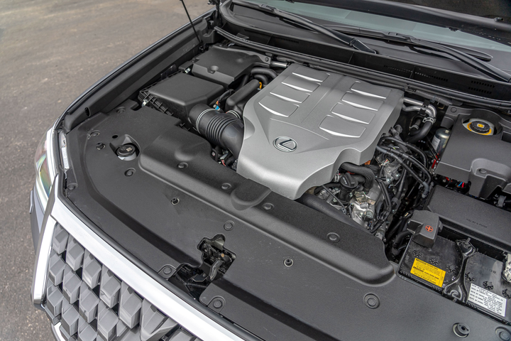 Lexus GX 460 Black Line 202 ra mắt với nhiều nâng cấp - 5