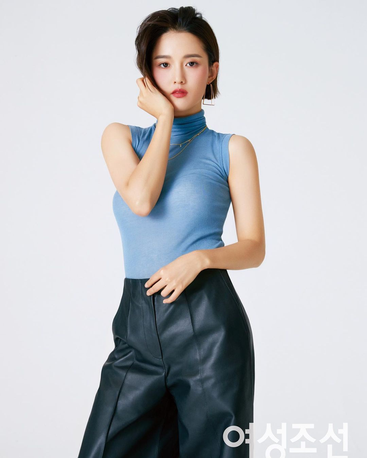 Nhan sắc sao Hàn sinh ra trong gia đình có 13 người con - 11