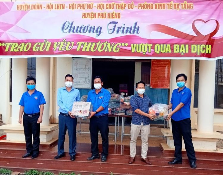 Thanh niên Bình Phước vận động gần 9 tỷ đồng góp sức chống dịch COVID-19 - 2