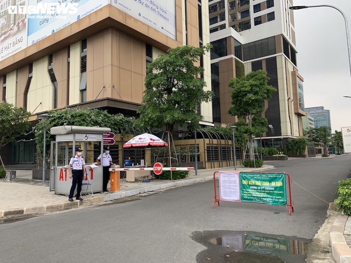 Chung cư Hà Nội đua nhau lập 'vùng xanh', ngăn ngừa COVID-19 - 10