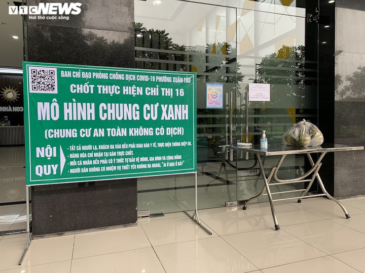 Chung cư Hà Nội đua nhau lập 'vùng xanh', ngăn ngừa COVID-19 - 1