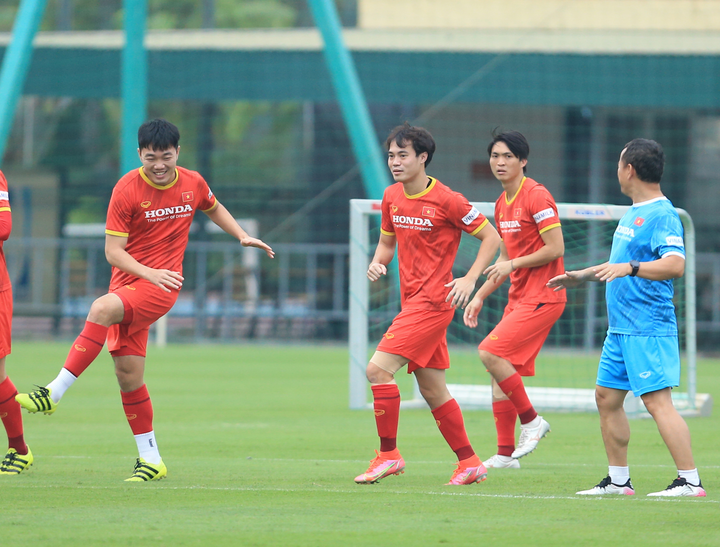 Văn Toàn, Tiến Linh trở lại, tuyển Việt Nam chỉ còn Văn Hậu chấn thương - 1