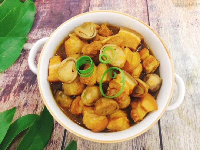 Món ngon mỗi ngày: Thịt ba chỉ kho nấm rơm - 1