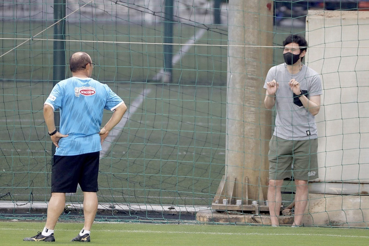 Trợ lý mới của HLV Park Hang Seo: Tuyển Việt Nam có thể gây bất ngờ - 1