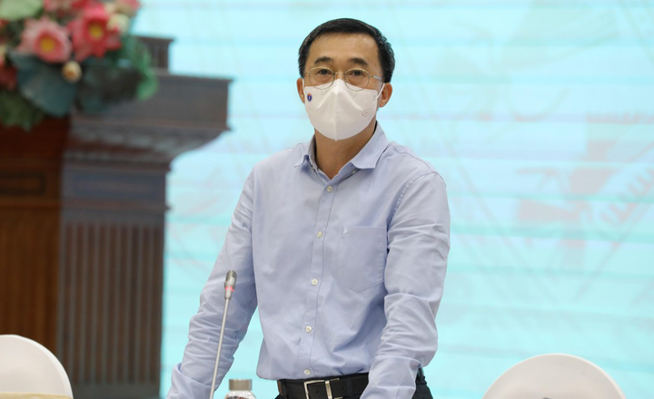 Thứ trưởng Bộ Y tế: Quá tải trong điều trị bệnh nhân COVID-19 tại TP.HCM - 1