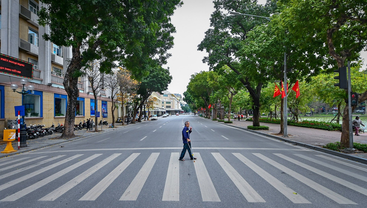 Phó Thủ tướng Vũ Đức Đam: ‘Hạn chế việc vaccine về quá muộn và dồn dập' - 2