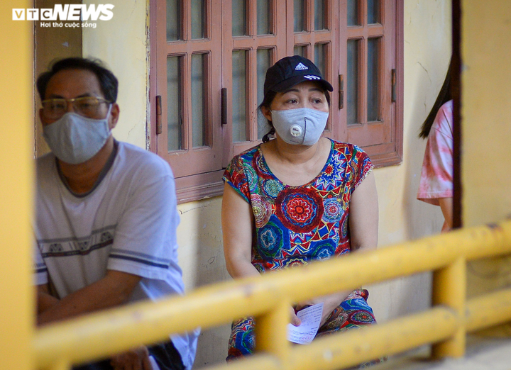 Hà Nội xét nghiệm diện rộng, thần tốc vét F0 trong cộng đồng ở phường Minh Khai - 14