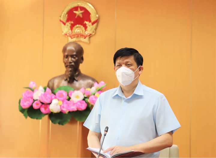 Bộ trưởng Y tế: Sẽ thí điểm điều trị F0 tại nhà - 1