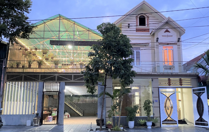 Thầy giáo giỏi và hành trình xây dựng thương hiệu vườn lan Dinh Nguyen - 3