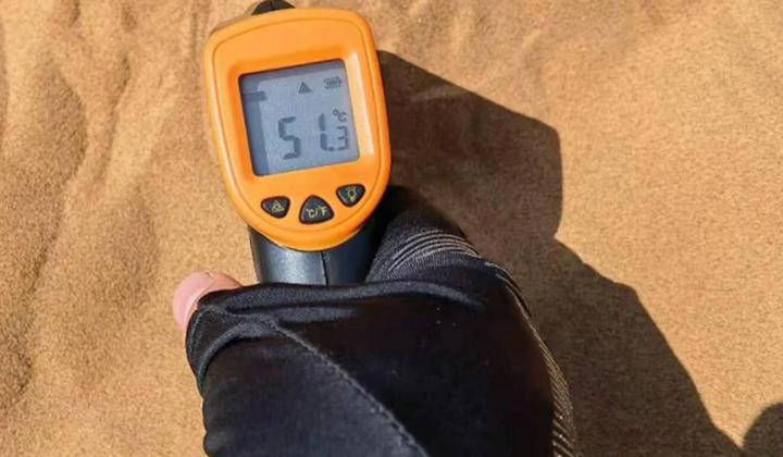 Thiếu niên Trung Quốc chết khi đi bộ trên sa mạc - 2