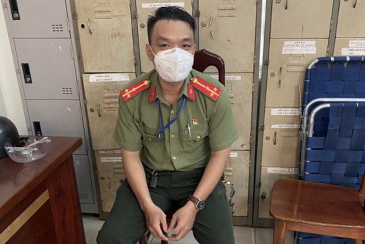 TP.HCM: Tạm giữ kẻ giả công an đăng bài lên Facebook kích động người dân - 1