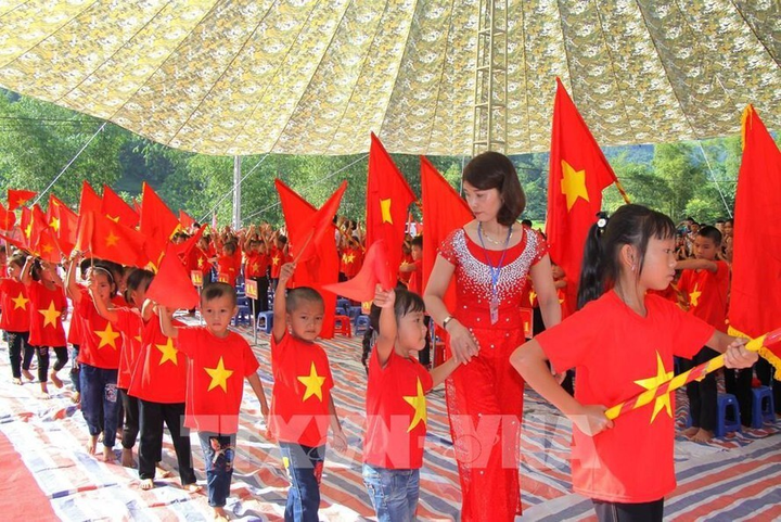 Các trường lên phương án khai giảng trực tuyến thế nào? - 1