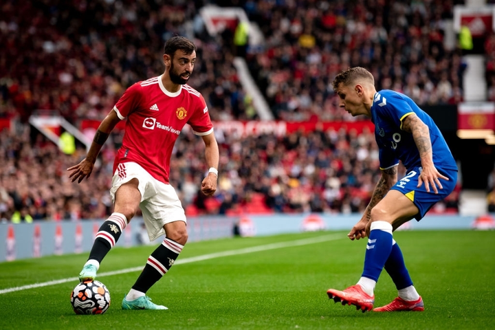 Trực tiếp bóng đá Man Utd vs Leeds United vòng 1 Ngoại Hạng Anh - 10