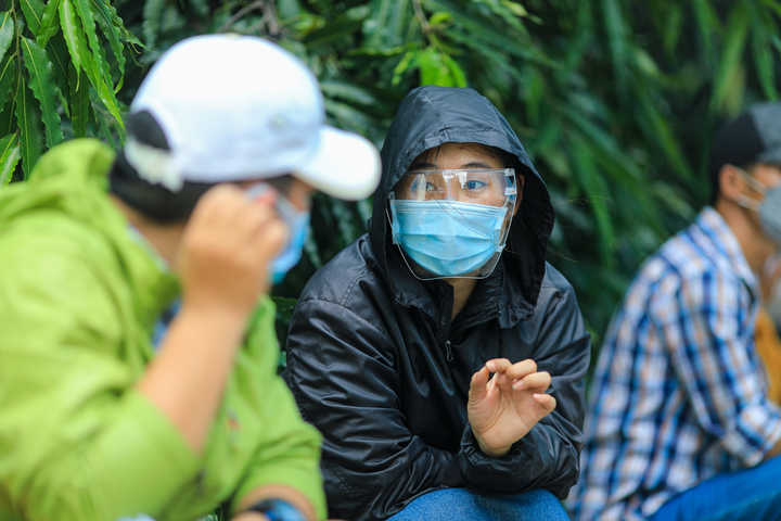 Ảnh: Người dân TP.HCM ngày thứ 2 tiêm vaccine Sinopharm - 6