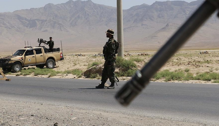 Taliban chiếm thành phố quan trọng sát Kabul, Tổng thống Afghanistan họp khẩn - 1