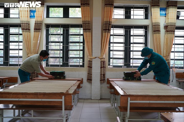 Cận cảnh các ngôi trường ở ngoại thành Hà Nội được trưng dụng làm khu cách ly - 4