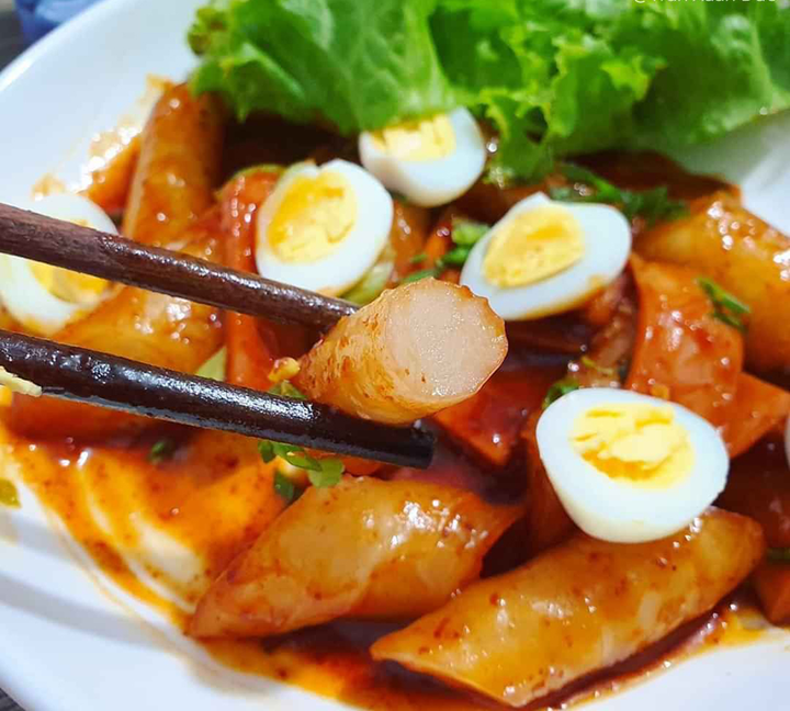 Ở nhà mùa dịch: Thử làm bánh cuốn, bánh gạo Hàn từ bánh tráng cực dễ lại ngon - 3