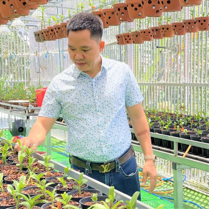 Ông chủ vườn lan Tuyết Hùng và bí quyết kinh doanh thành công từ hoa lan - 3