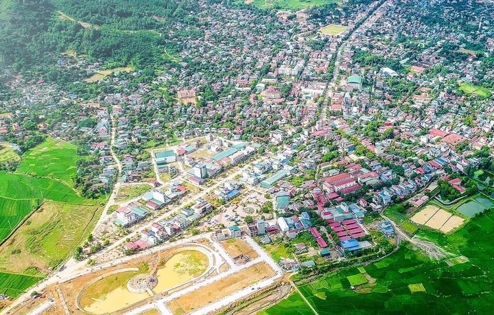 Một huyện ở Sơn La giãn cách xã hội theo Chỉ thị 16 - 1