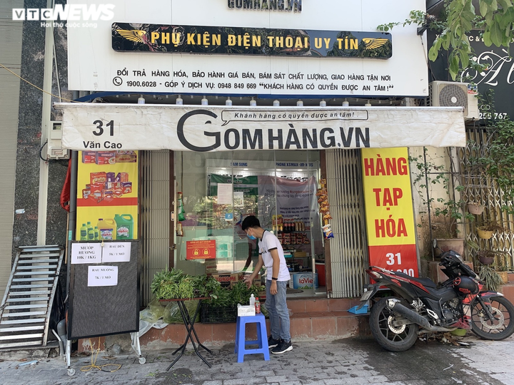 Nở rộ kiểu bán rau củ quả, thịt cá ngay trong nhà chưa từng thấy ở Hà Nội - 9