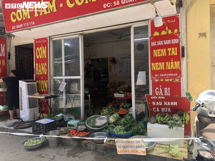 Nở rộ kiểu bán rau củ quả, thịt cá ngay trong nhà chưa từng thấy ở Hà Nội - 7